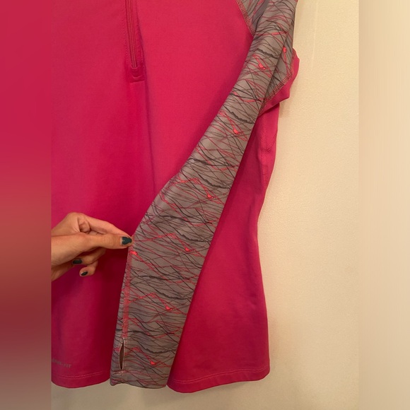 Nike Pro Combat Dri-Fit Pink Camo Zip Sweatshirt - Size Small - Picture 5 of 12